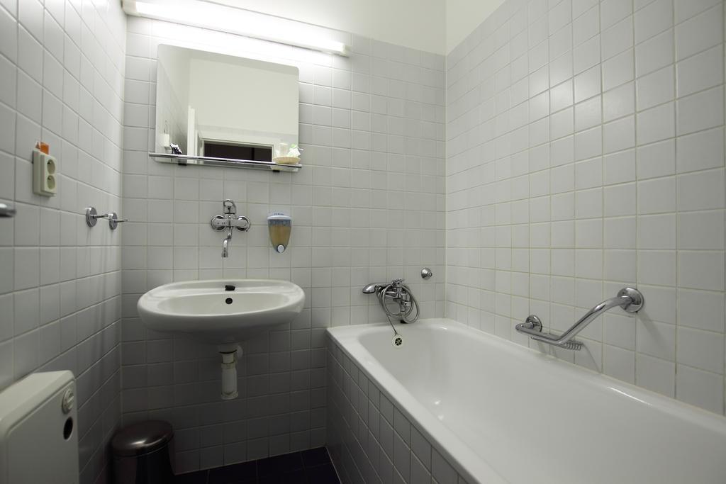 Itvv Hotel Chvalovice  Buitenkant foto